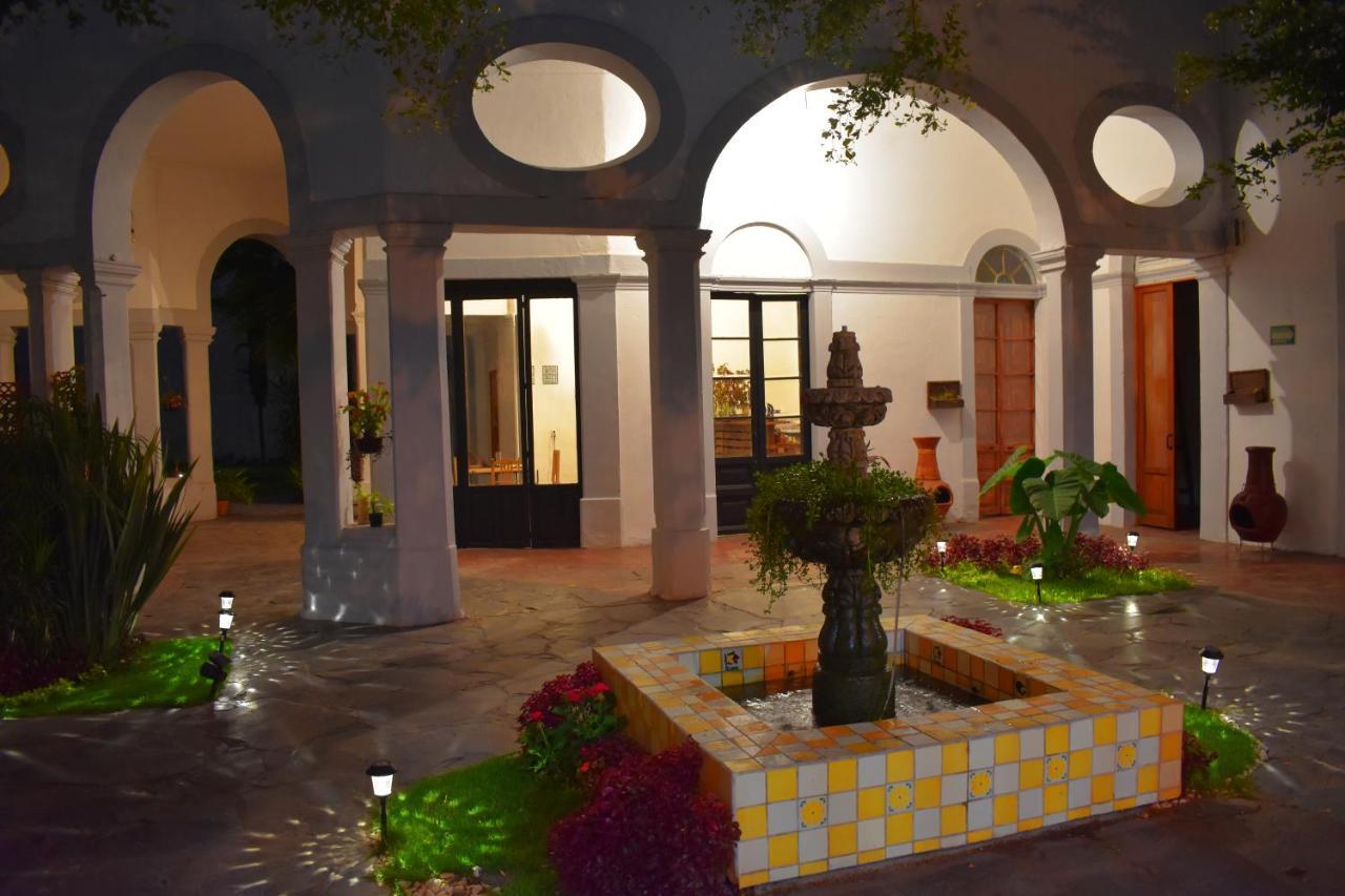 Tlaquepaque Pueblito Hotel Exterior photo