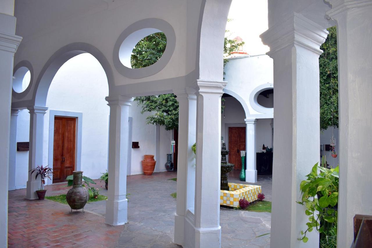 Tlaquepaque Pueblito Hotel Exterior photo